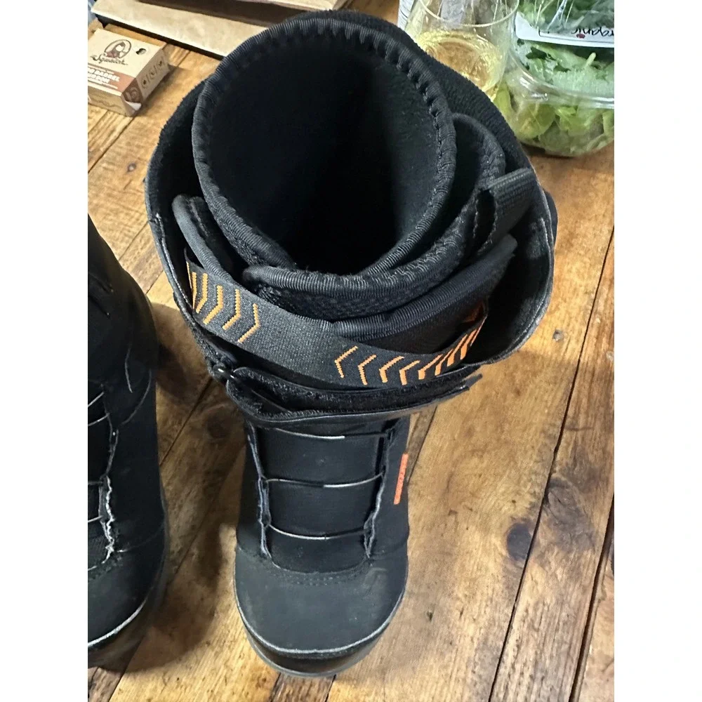 Deeluxe Snowboard Boots Black Adjustable Strap BOA System Winter‎ Sport
